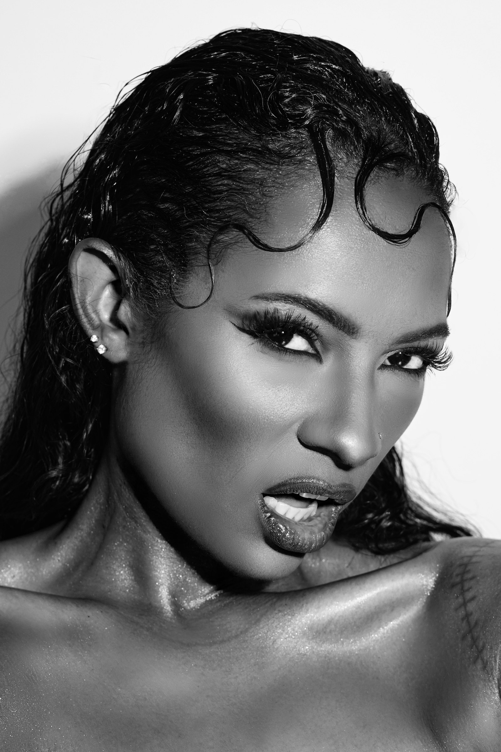 Brittany Nicole photo 2